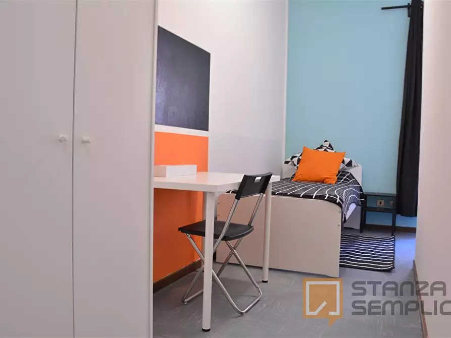 Immagine 1 di Stanza singola in affitto  in Via Tigellio 20b a Cagliari