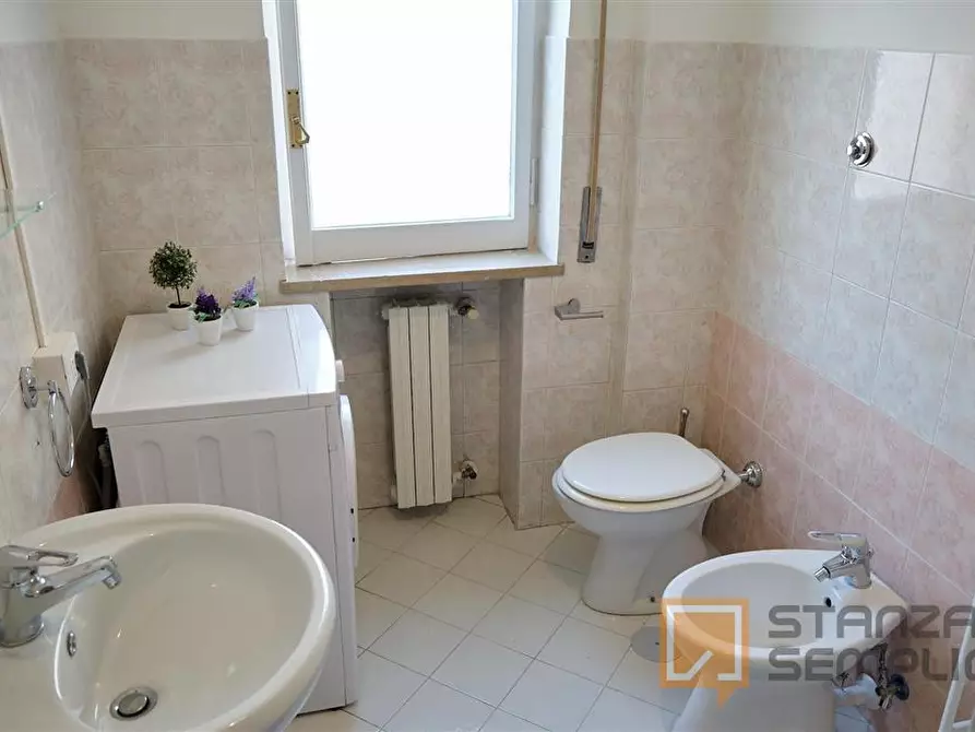 Immagine 18 di Stanza singola in affitto  in Via Terracina n. 381 fab. A - sc. H int. 27 a Napoli