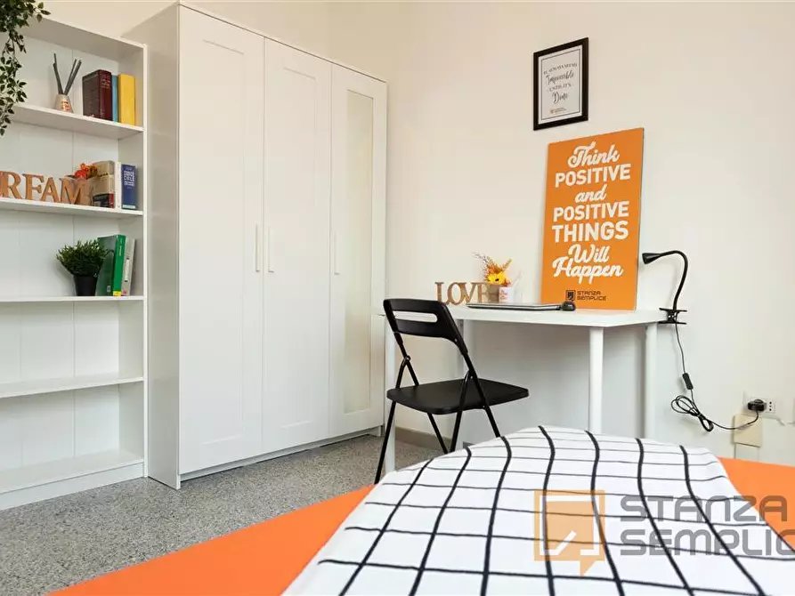 Immagine 2 di Stanza singola in affitto  in Via Dante 108 a Cagliari