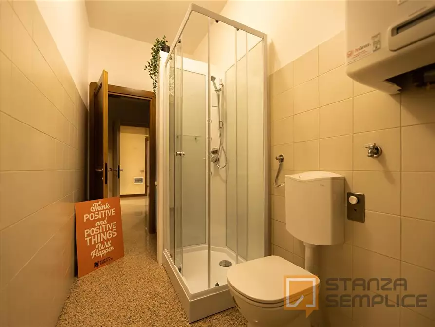 Immagine 8 di Stanza singola in affitto  in Via Goito 5 a Lecco