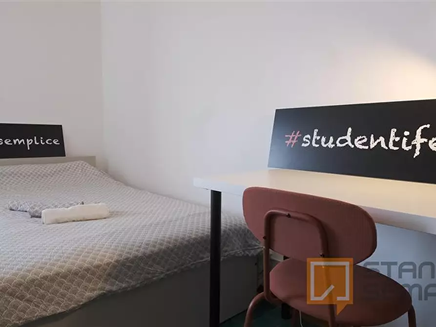 Immagine 3 di Stanza singola in affitto  in Via Savoia 15 a Sassari