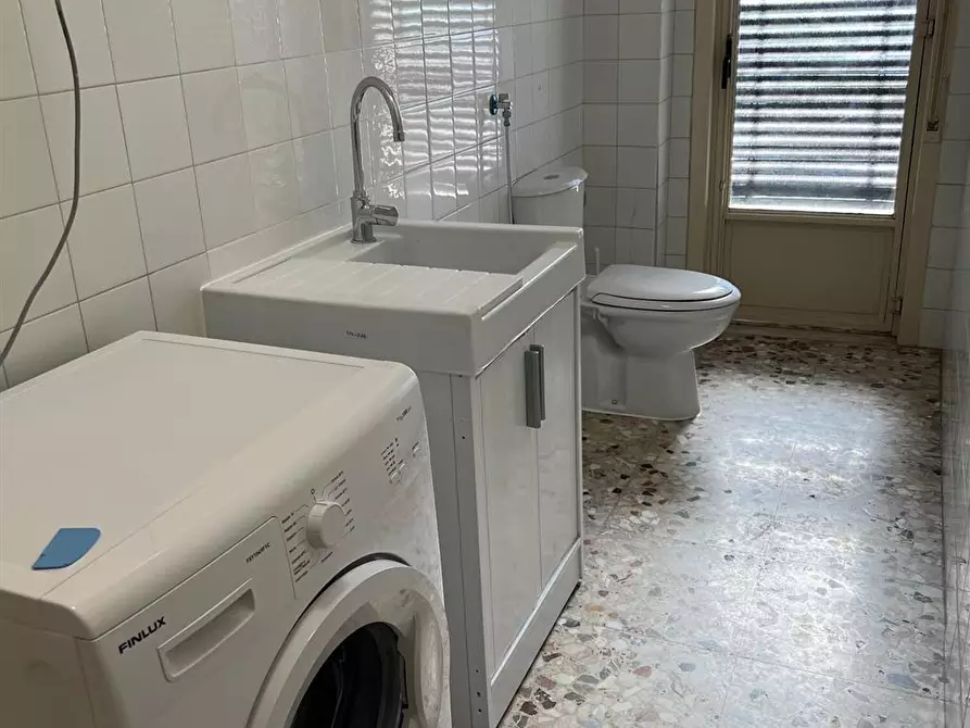 Immagine 7 di Stanza singola in affitto  in via d'angio 91 a Catania