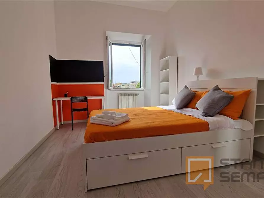 Immagine 8 di Stanza singola in affitto  in Via Ostiense, 343 a Roma