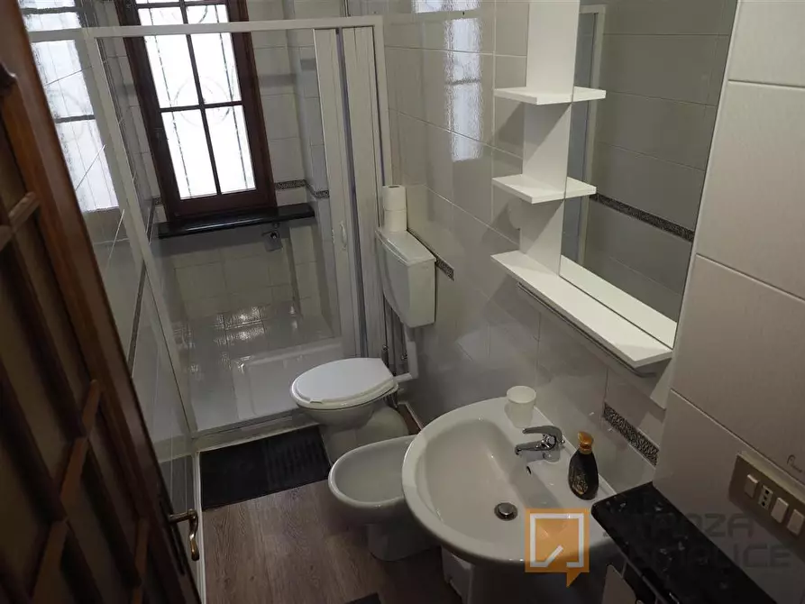 Immagine 10 di Stanza singola in affitto  in Via Beaulard 58 a Torino