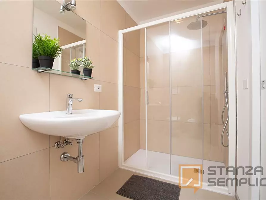 Immagine 12 di Stanza singola in affitto  in VICOLO GIOIA,1 a Rimini