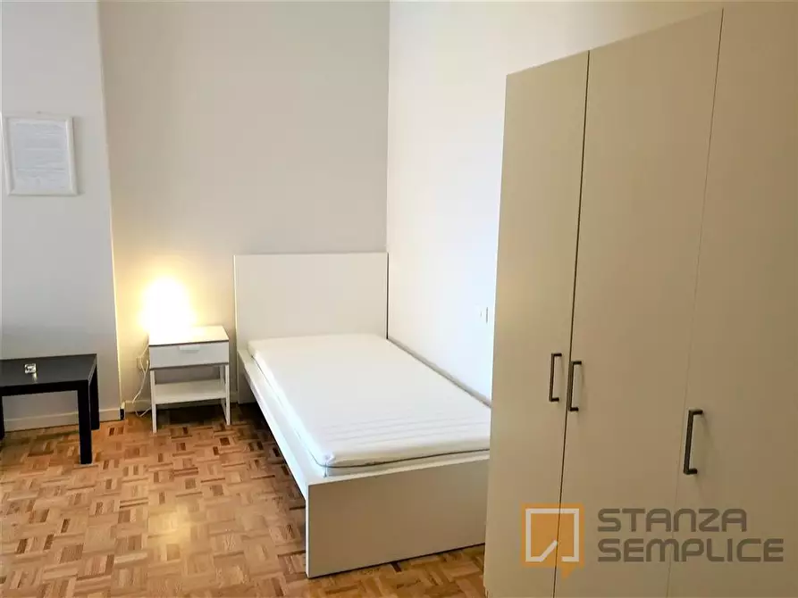 Immagine 2 di Stanza singola in affitto  in STRADA MAZZINI- GAL. POLIDORO a Parma