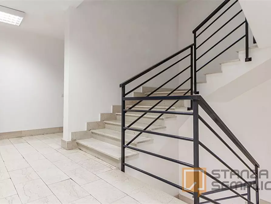 Immagine 14 di Stanza singola in affitto  in Via Michele Coppino SNC - interno piazza 26 (2°P e 3°P) a Sassari