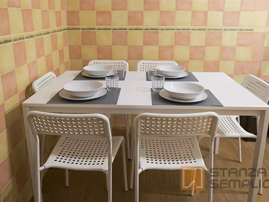 Immagine 7 di Stanza singola in affitto  in Via Enrico Pessina n. 15 a Napoli