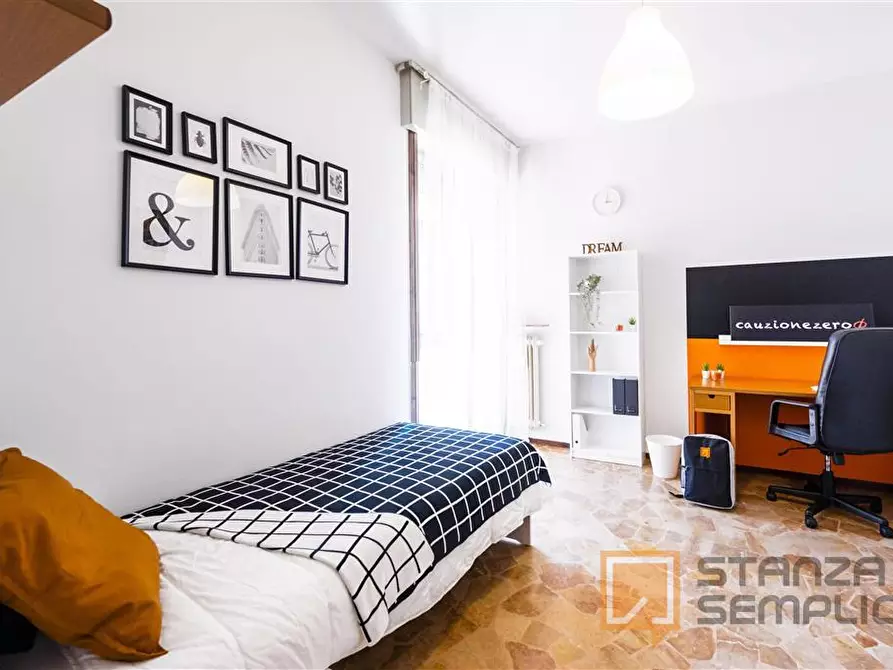 Immagine 1 di Stanza singola in affitto  in Via SUARDI 6 - INTERNO 1 a Bergamo