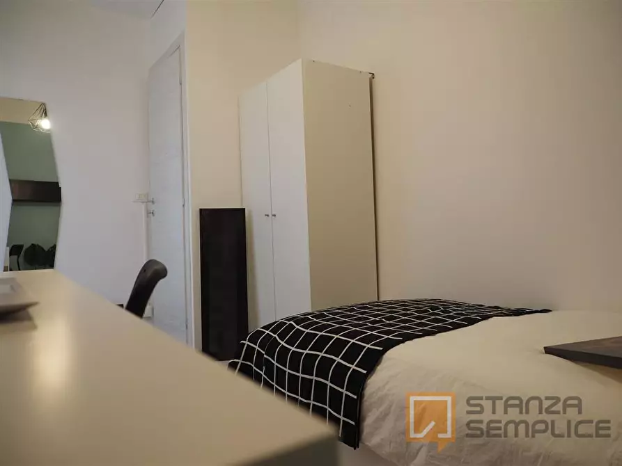 Immagine 2 di Stanza singola in affitto  in Via Rodolfo Renier 63 a Torino