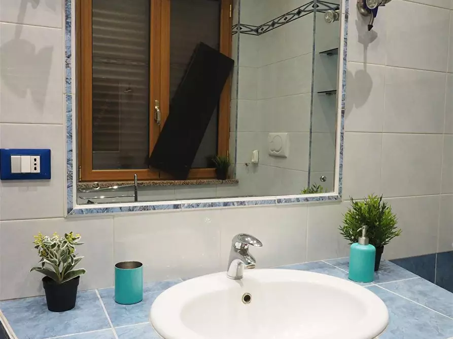 Immagine 8 di Stanza singola in affitto  in Via Rodolfo Renier 63 a Torino