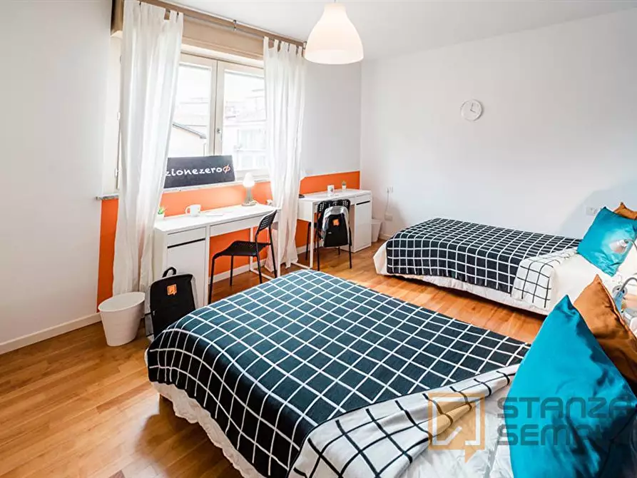 Immagine 2 di Stanza singola in affitto  in VIA BERIZZI 25 a Bergamo