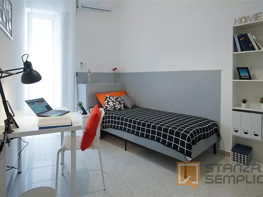 Immagine 2 di Stanza singola in affitto  in Vicolo Noce 27 a Napoli