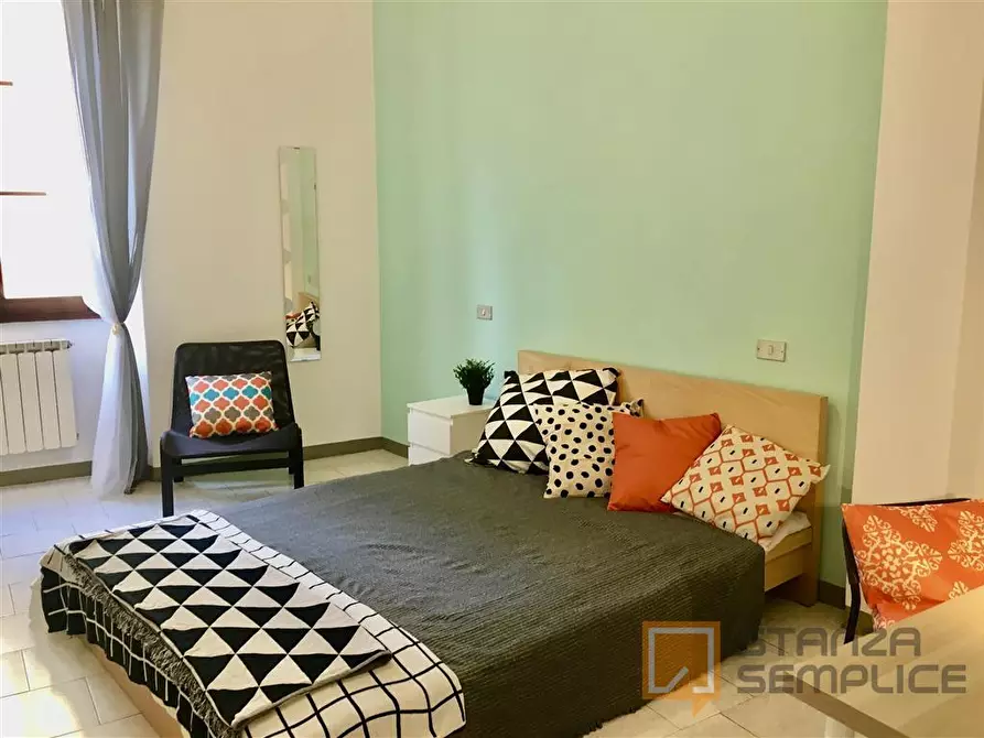 Immagine 1 di Stanza singola in affitto  in Via del Ponte Rosso 13 a Firenze