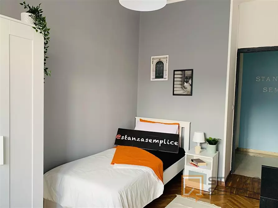 Immagine 2 di Stanza singola in affitto  in Via Sant'Agostino n.12 a Torino