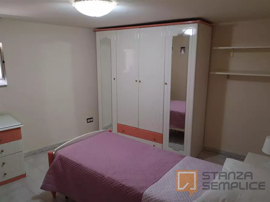 Immagine 2 di Stanza singola in affitto  in Via Francesco Saverio Correra 222 a Napoli