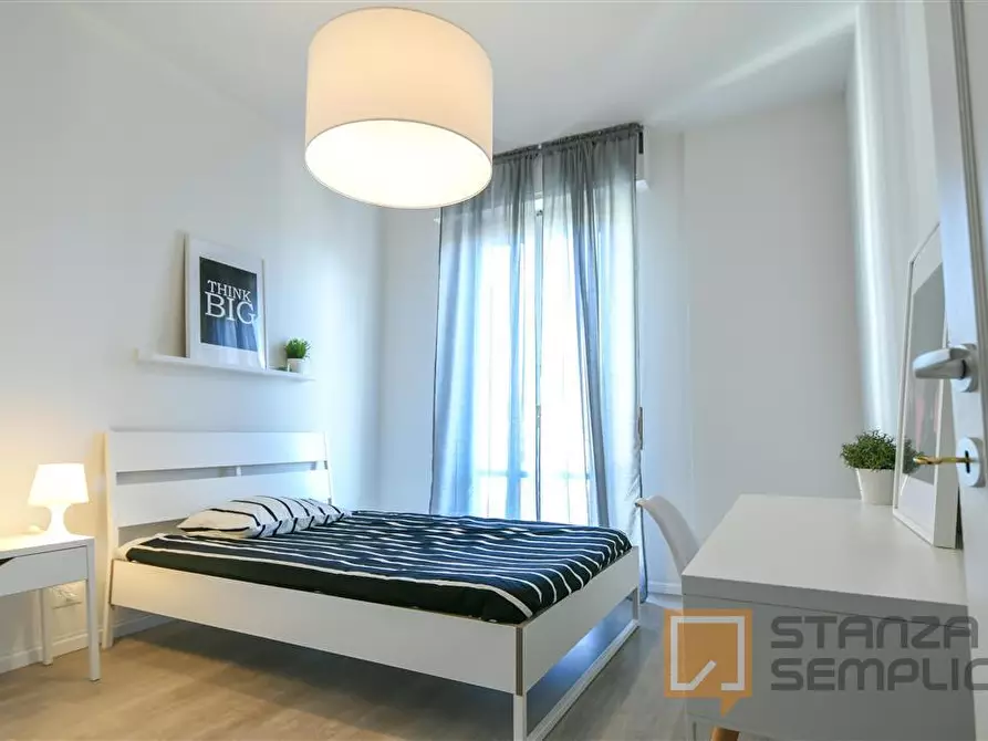 Immagine 1 di Stanza singola in affitto  in VIA MONTEVERDI a Firenze