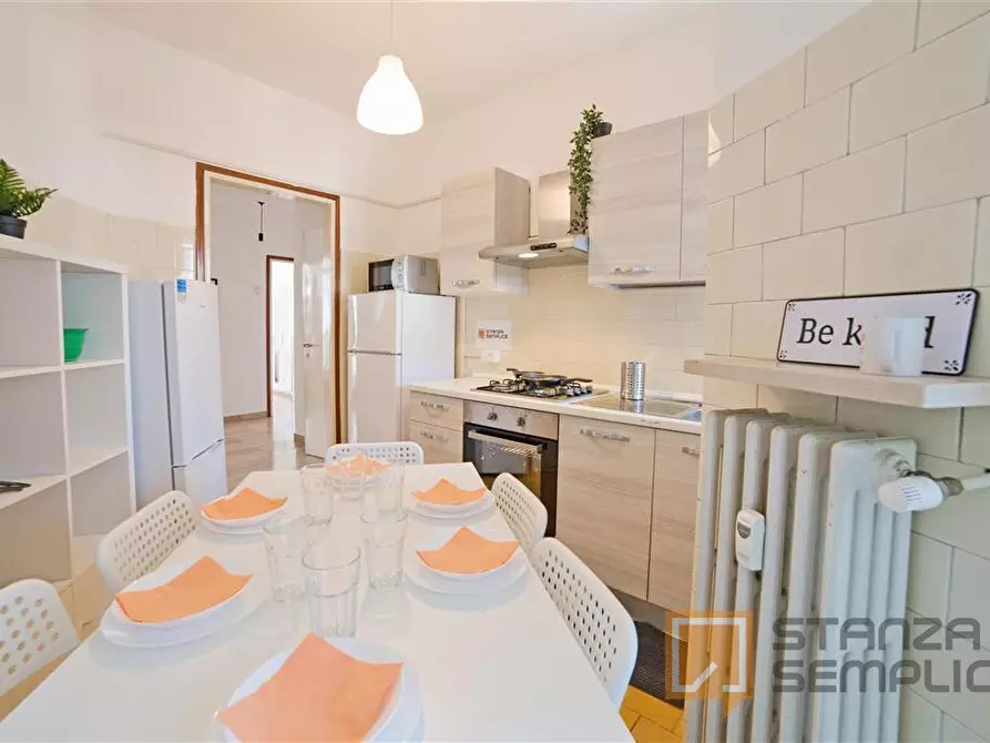 Immagine 7 di Stanza singola in affitto  in Via Resinelli 12 a Lecco