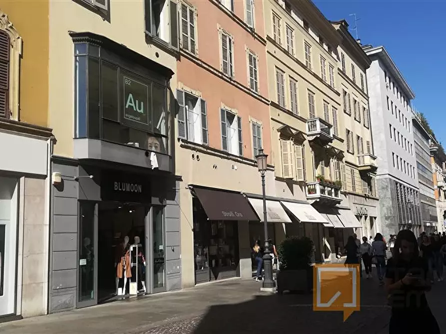 Immagine 12 di Stanza singola in affitto  in VIA CAVOUR-BG RONCHINI a Parma