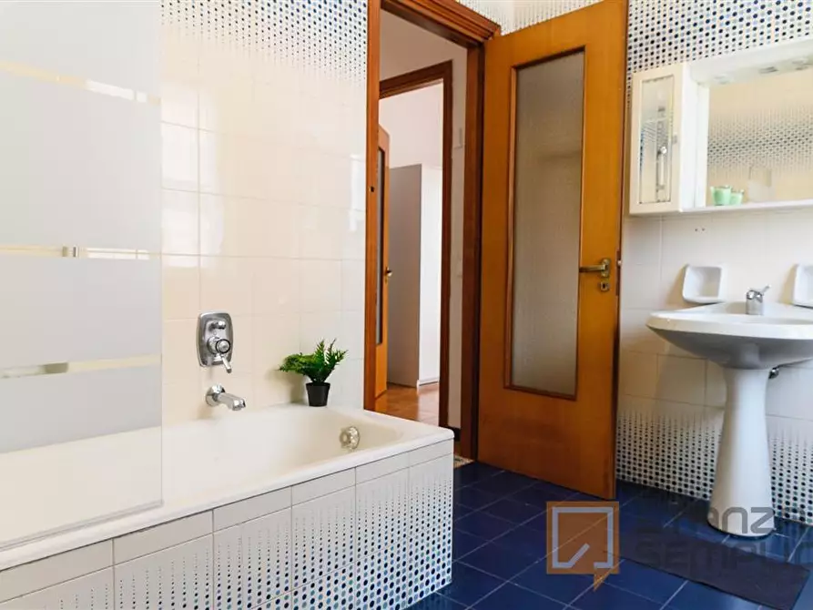 Immagine 13 di Stanza singola in affitto  in Corso Carlo Alberto 122 a Lecco