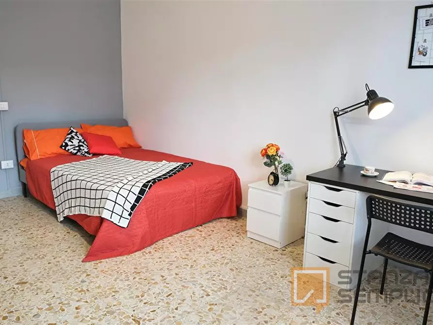 Immagine 7 di Stanza singola in affitto  in Via Terracina n. 381 fab. A - sc. H int. 27 a Napoli