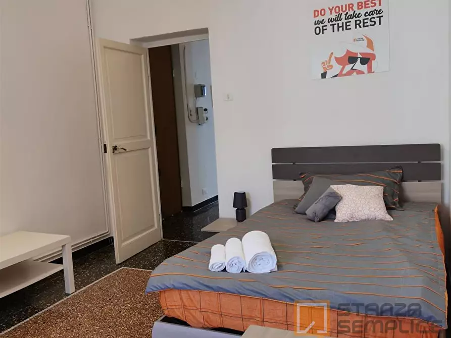 Immagine 1 di Stanza singola in affitto  in SALITA PIANO DI ROCCA 8/8 a Genova