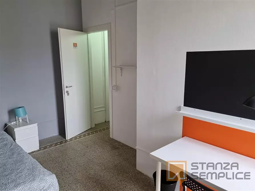 Immagine 6 di Stanza singola in affitto  in Via Pietro Trinchera n. 4 a Napoli