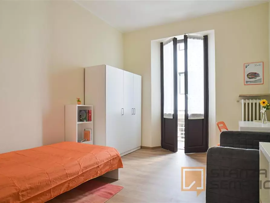 Immagine 3 di Stanza singola in affitto  in BORGO RONCHINI  a Parma