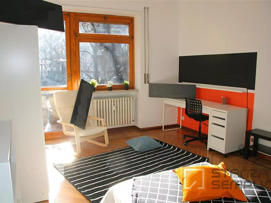 Immagine 2 di Stanza singola in affitto  in Corso Peschiera 354 a Torino