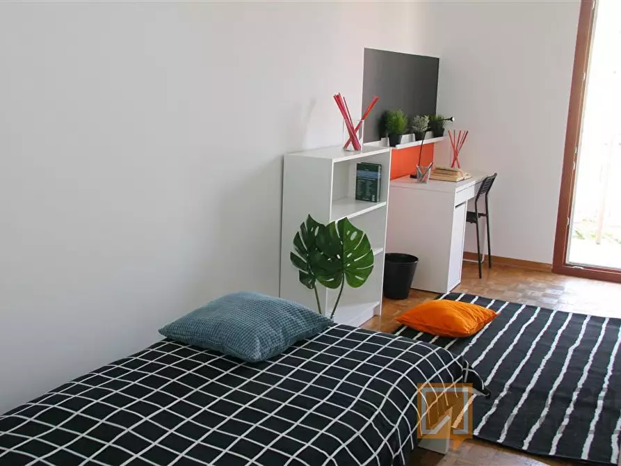 Immagine 1 di Stanza singola in affitto  in Via Palmiro Togliatti 23 a Torino