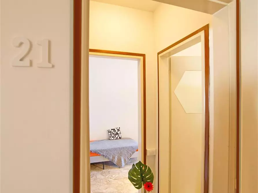 Immagine 5 di Stanza singola in affitto  in Via Resinelli 12 a Lecco