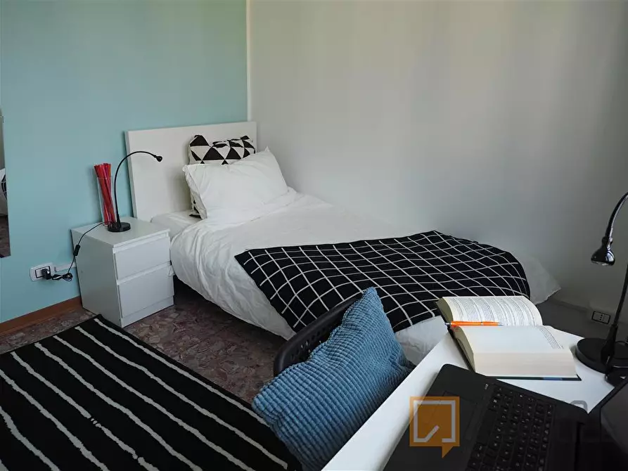 Immagine 1 di Stanza singola in affitto  in Via Gian Domenico Cassini n.64 a Torino