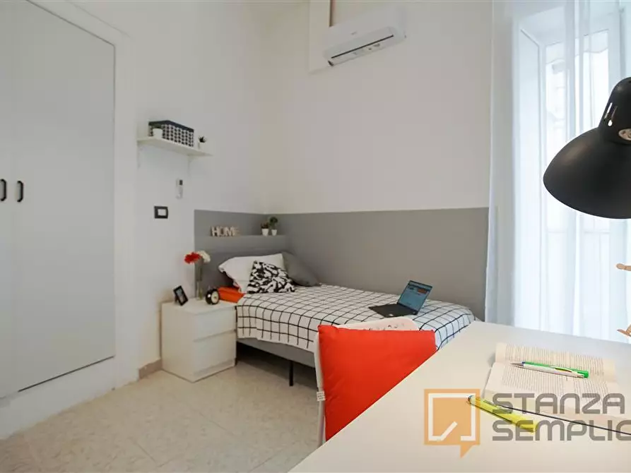 Immagine 6 di Stanza singola in affitto  in Vico Noce 27 a Napoli