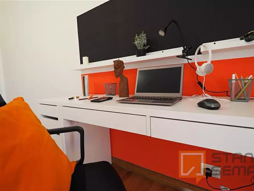 Immagine 4 di Stanza singola in affitto  in Via Santa Chiara 50 a Torino