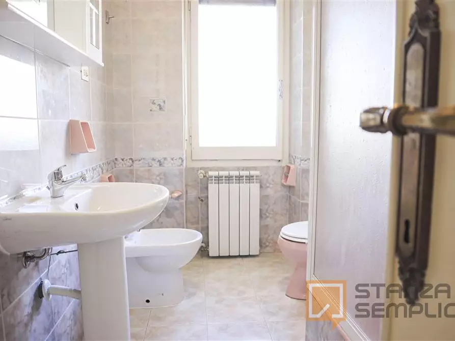 Immagine 18 di Stanza singola in affitto  in Via Ariosto n11 a Cagliari