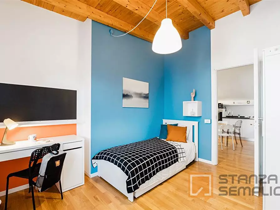 Immagine 1 di Stanza singola in affitto  in VIA VITTORIO EMANUELE 31 D a Bergamo