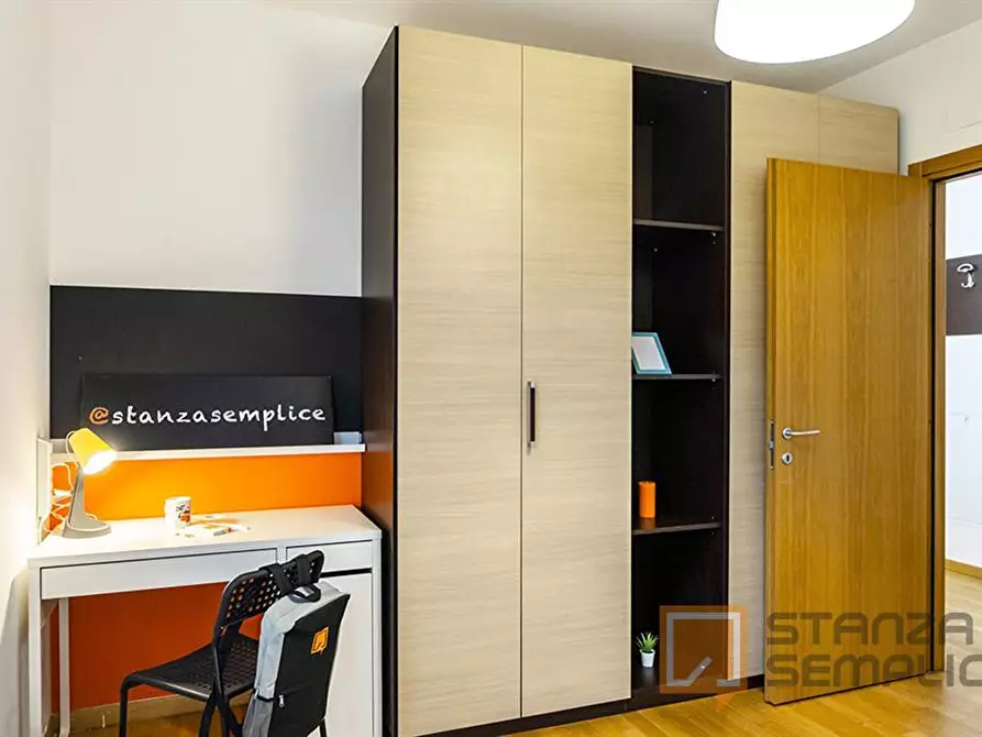 Immagine 3 di Stanza singola in affitto  in VIA BERIZZI 16 a Bergamo