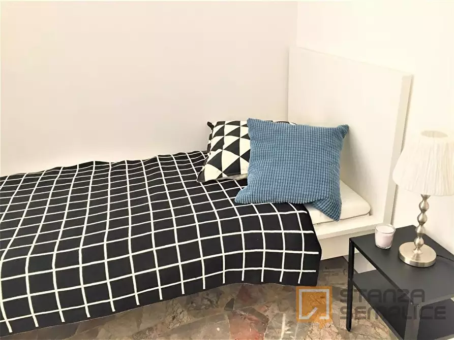 Immagine 4 di Stanza singola in affitto  in VIA Q. SELLA 44 (3) a Firenze