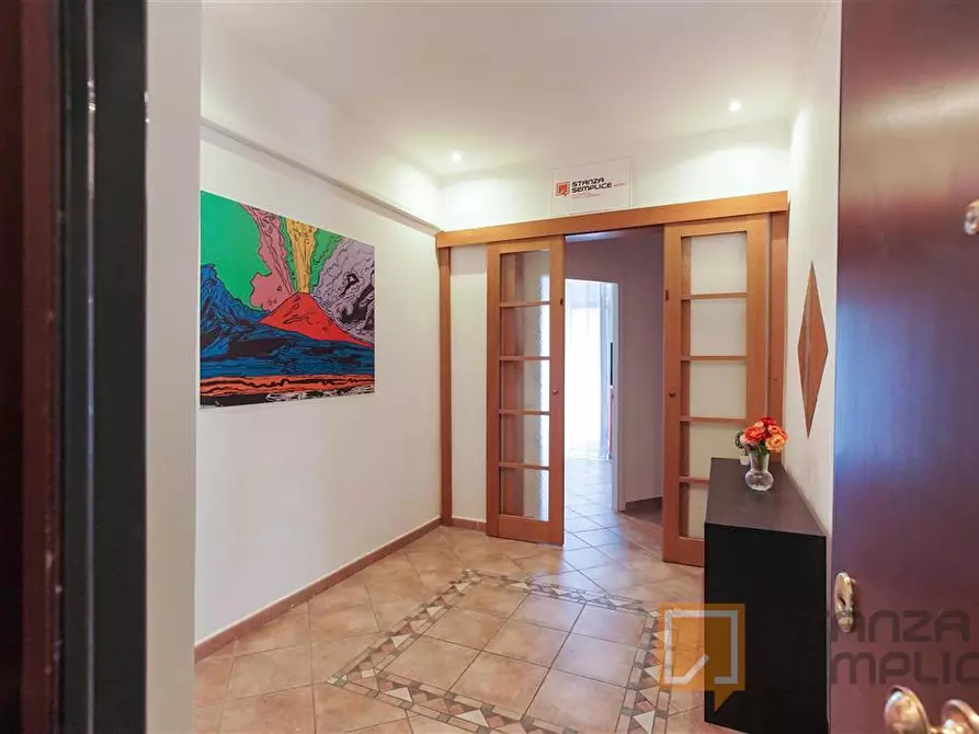 Immagine 7 di Stanza singola in affitto  in Via Pignasecca n. 15  a Napoli