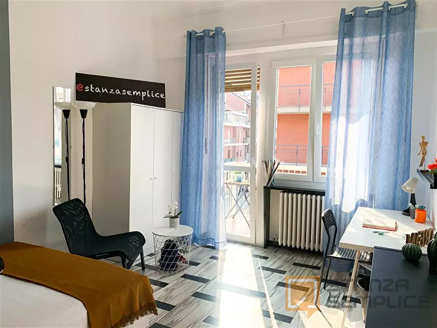 Immagine 3 di Stanza singola in affitto  in Via La Thuile n.53 a Torino