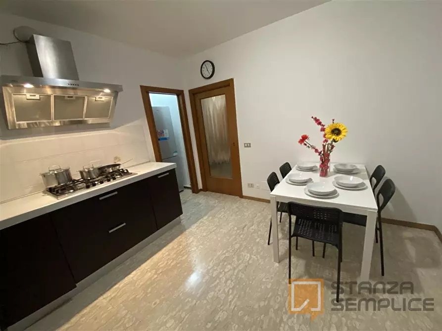 Immagine 23 di Stanza singola in affitto  in VIA STROPERI 23 a Rovereto