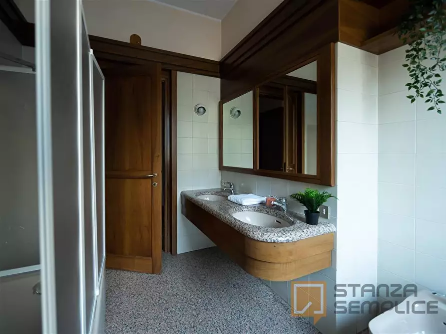 Immagine 6 di Stanza singola in affitto  in Via Goito 5 a Lecco