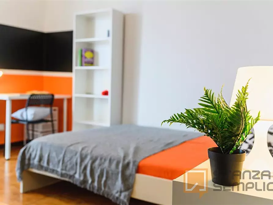 Immagine 3 di Stanza singola in affitto  in Corso Carlo Alberto 122 a Lecco