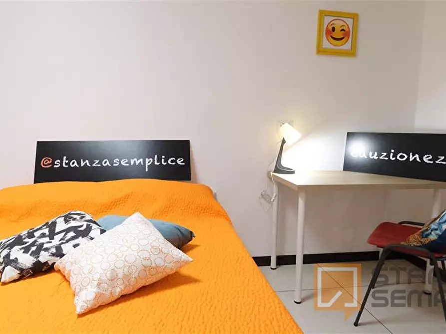 Immagine 7 di Stanza singola in affitto  in Via Michele Coppino SNC - interno piazza 26 (2°P e 3°P) a Sassari