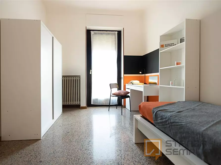 Immagine 3 di Stanza singola in affitto  in Via Goito 5 a Lecco