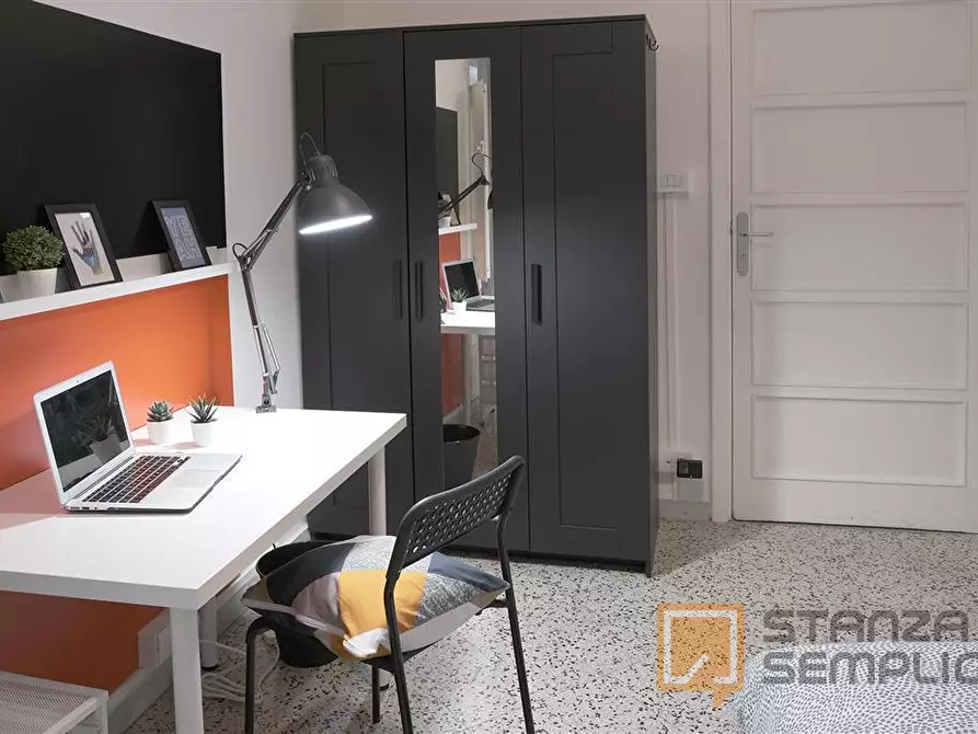 Immagine 3 di Stanza singola in affitto  in Vico Campane a Donnalbina n. 18 a Napoli