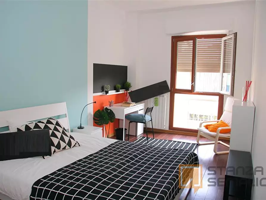 Immagine 1 di Stanza singola in affitto  in Via Palmiro Togliatti 23 a Torino