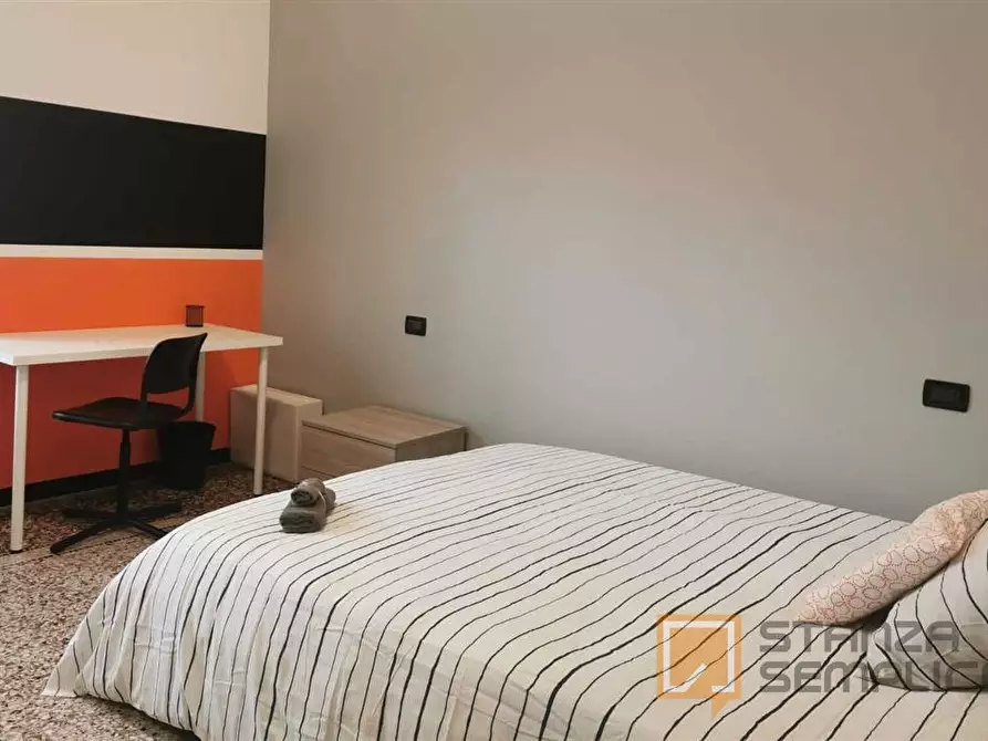 Immagine 5 di Stanza singola in affitto  in VIA FELICE ROMANI 1/5 a Genova