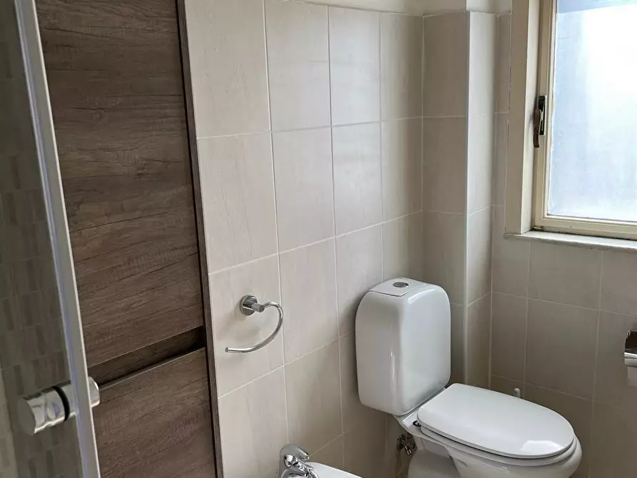 Immagine 5 di Stanza singola in affitto  in via d'angio 91 a Catania