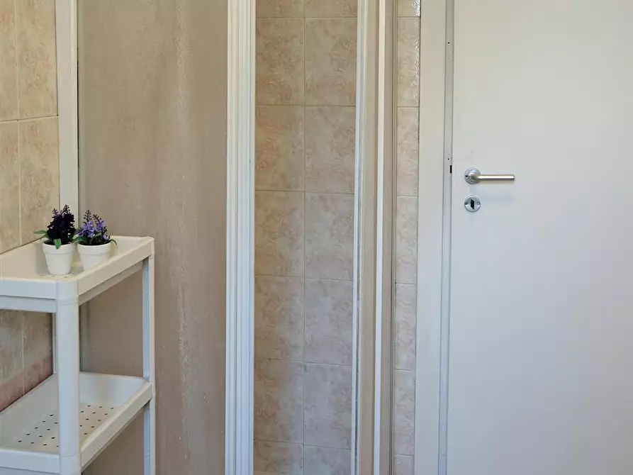 Immagine 19 di Stanza singola in affitto  in Via Terracina n. 381 fab. A - sc. H int. 27 a Napoli